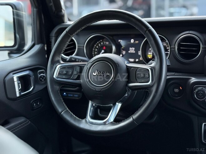 Jeep Wrangler-9