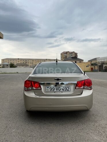 Chevrolet Cruze 2013, 234,000 km - 1.4 l - Salyan