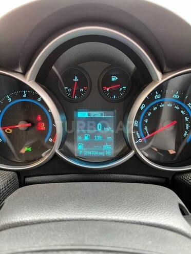 Chevrolet Cruze 2013, 234,000 km - 1.4 l - Salyan