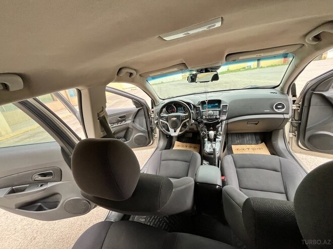Chevrolet Cruze 2013, 234,000 km - 1.4 l - Salyan