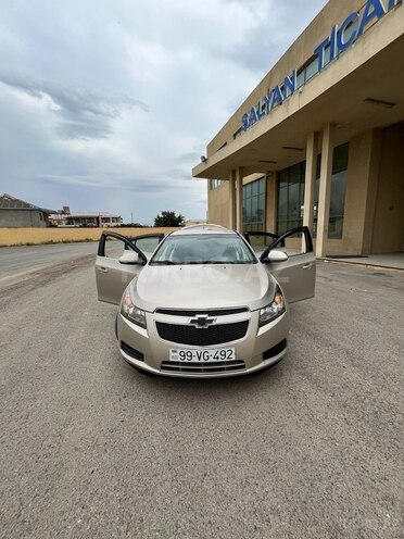 Chevrolet Cruze 2013, 234,000 km - 1.4 l - Salyan