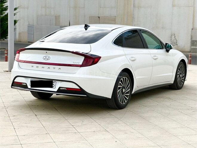 Hyundai Sonata-6