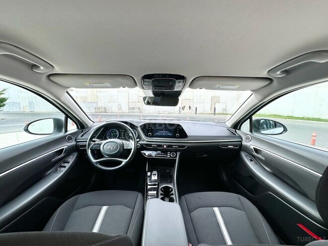 Hyundai Sonata-10