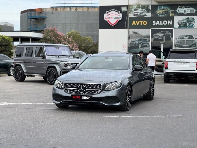 Mercedes E 200-17
