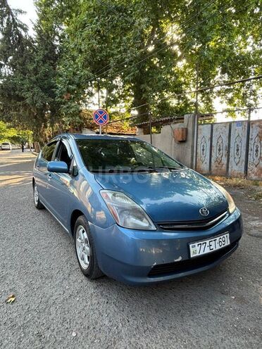 Toyota Prius 2008, 325,000 km - 1.5 l - Tovuz