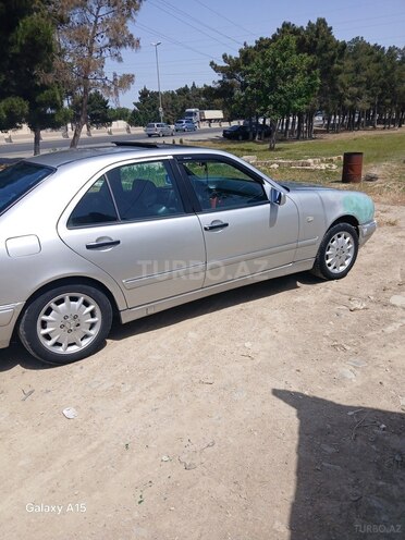Mercedes E 230 1995, 420,000 km - 2.3 l - Sumqayıt