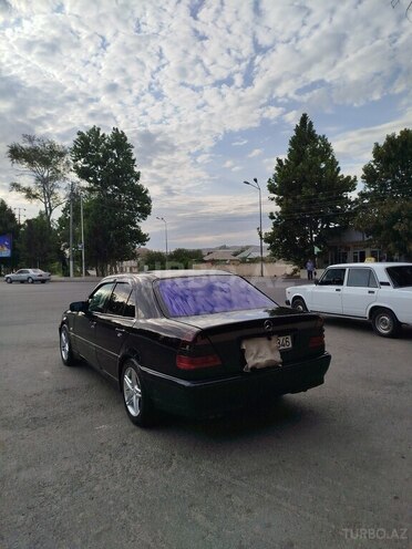 Mercedes C 230 1998, 403,000 km - 2.3 l - Mingəçevir
