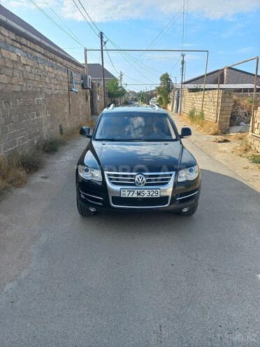 Volkswagen Touareg-1