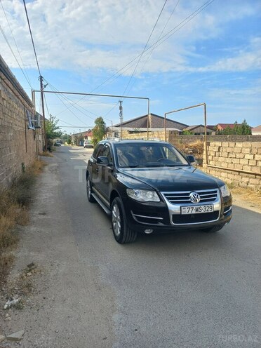 Volkswagen Touareg-2