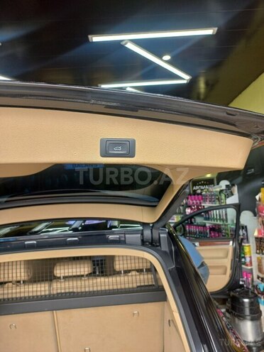 Volkswagen Touareg-10