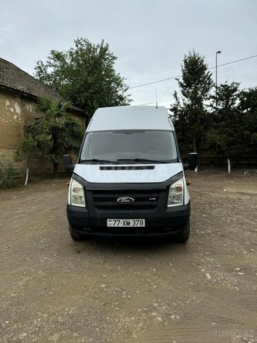 Ford Transit-1