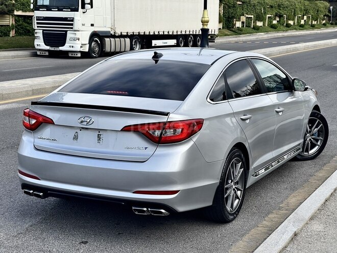 Hyundai Sonata-5