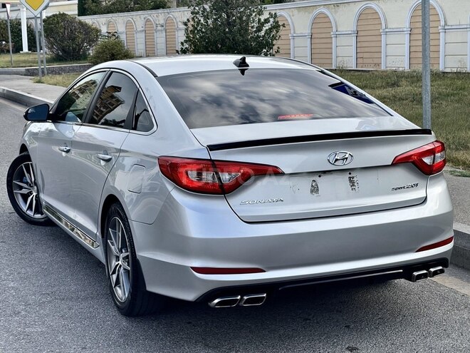 Hyundai Sonata-9