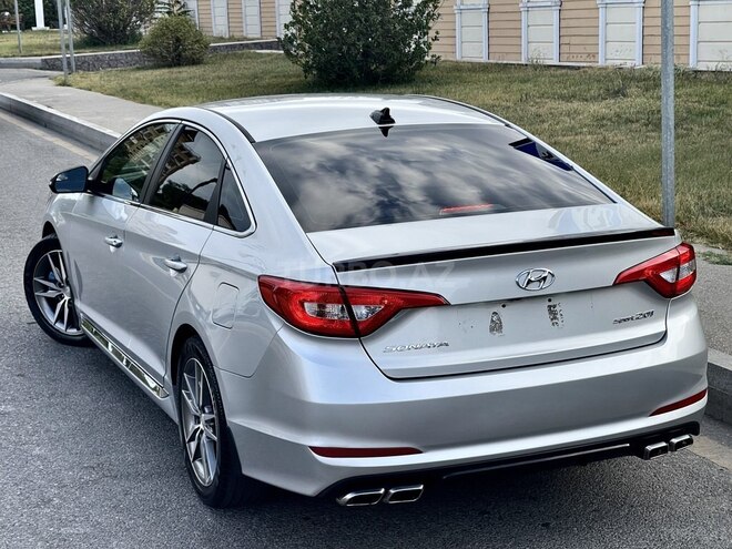 Hyundai Sonata-6