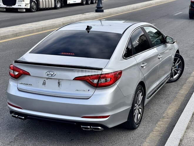 Hyundai Sonata-8