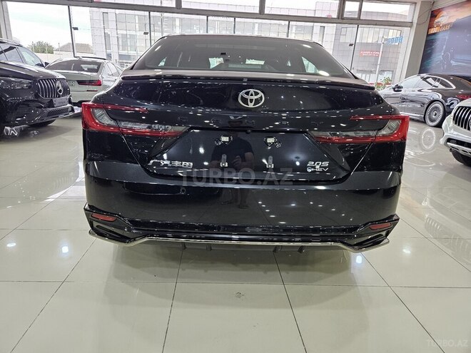 Toyota Camry-6
