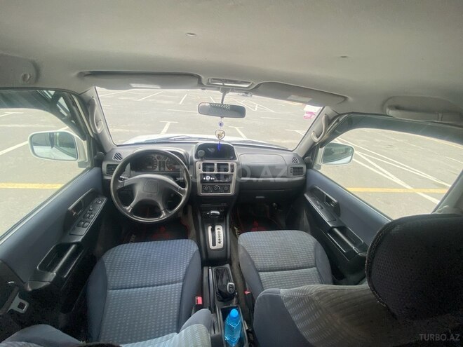 Mitsubishi Pajero io 2000, 285,000 km - 1.8 l - Bakı