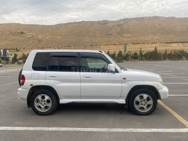 Mitsubishi Pajero io 2000, 285,000 km - 1.8 l - Bakı