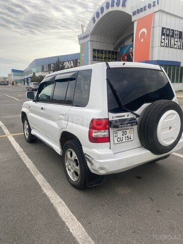 Mitsubishi Pajero io 2000, 285,000 km - 1.8 l - Bakı