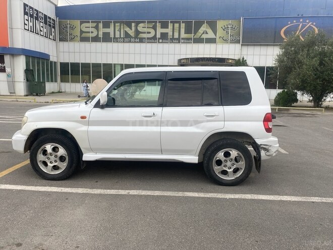 Mitsubishi Pajero io 2000, 285,000 km - 1.8 l - Bakı