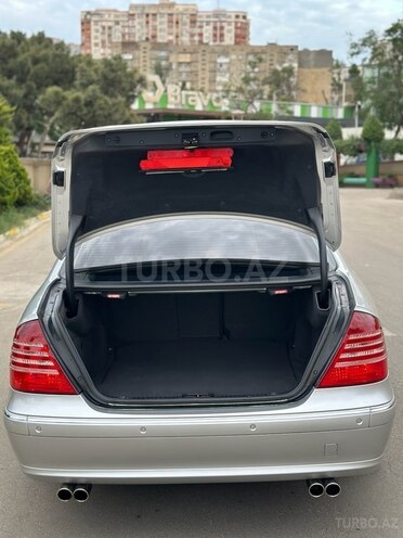 Mercedes E 320 2002, 257,000 km - 3.2 l - Bakı