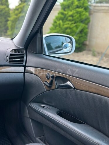 Mercedes E 320 2002, 257,000 km - 3.2 l - Bakı