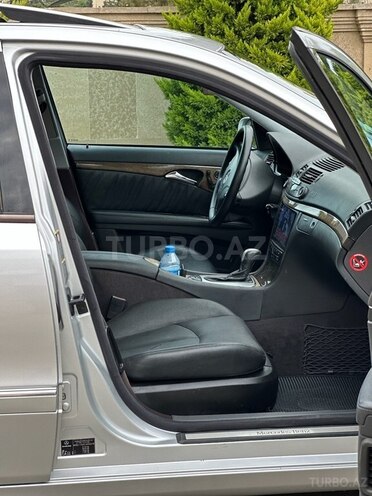 Mercedes E 320 2002, 257,000 km - 3.2 l - Bakı