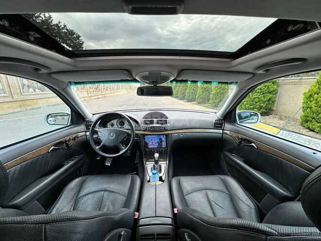Mercedes E 320 2002, 257,000 km - 3.2 l - Bakı