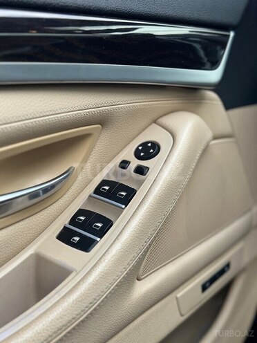 BMW 528-17