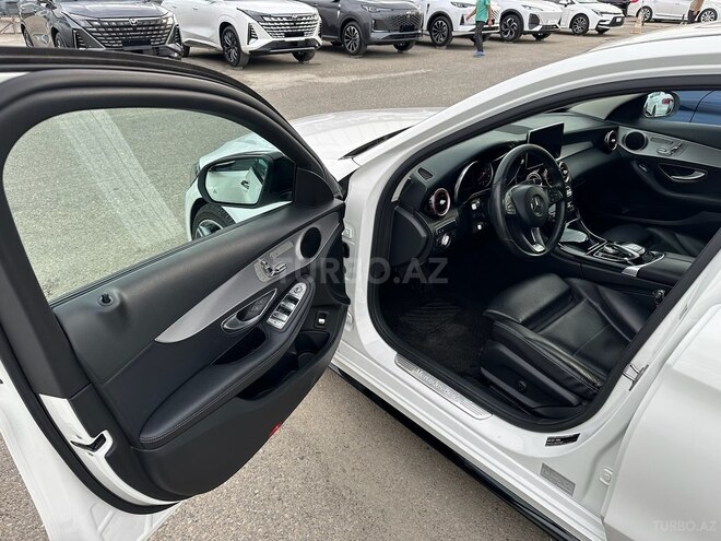 Mercedes C 220 d 2017, 121,000 km - 2.2 l - Bakı