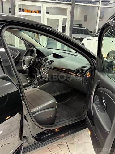 Renault Megane-15