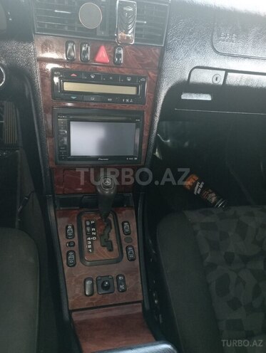 Mercedes C 200 2000, 270,000 km - 2.0 л - Beyləqan