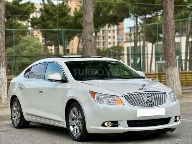Buick LaCrosse-9