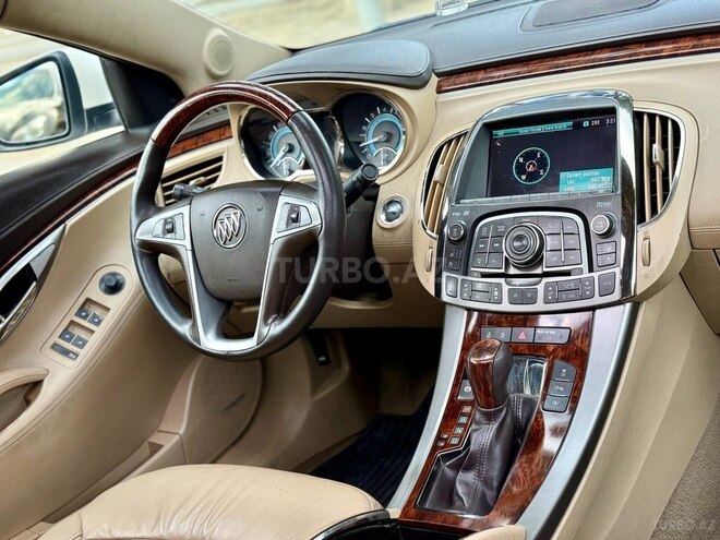 Buick LaCrosse-19