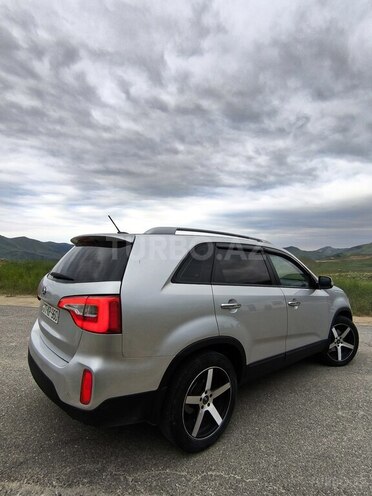 Kia Sorento 2014, 248,000 km - 2.0 l - Quba