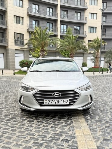 Hyundai Elantra 2016, 140,000 km - 2.0 l - Bakı