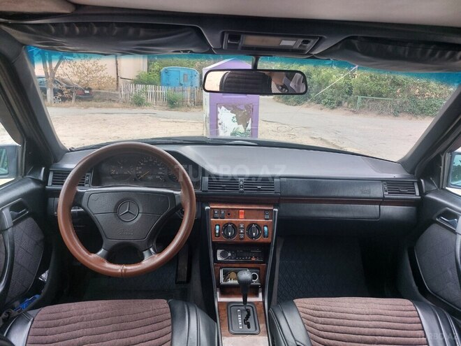 Mercedes E 300 d 1994, 526,000 km - 3.0 l - Sumqayıt