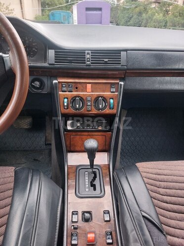 Mercedes E 300 d 1994, 526,000 km - 3.0 l - Sumqayıt