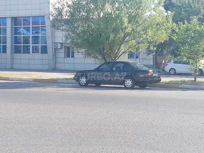 Mercedes E 300 d 1994, 526,000 km - 3.0 l - Sumqayıt