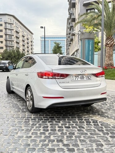 Hyundai Elantra 2016, 140,000 km - 2.0 l - Bakı