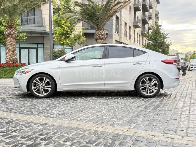 Hyundai Elantra 2016, 140,000 km - 2.0 l - Bakı