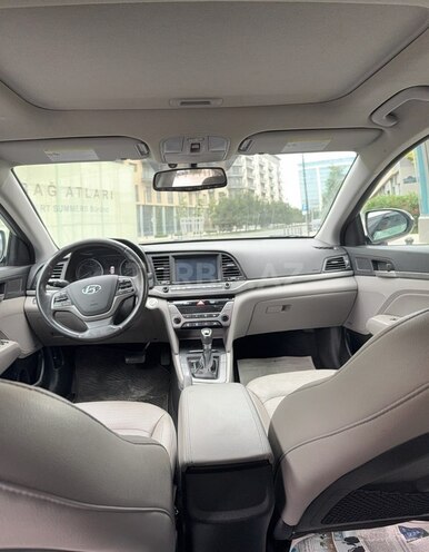 Hyundai Elantra 2016, 140,000 km - 2.0 l - Bakı