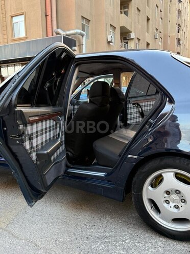 Mercedes C 180 1993, 666,036 km - 1.8 л - Bakı
