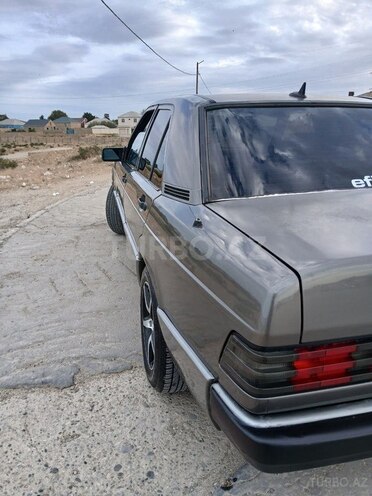 Mercedes 190 1990, 500,000 km - 2.0 л - Sumqayıt