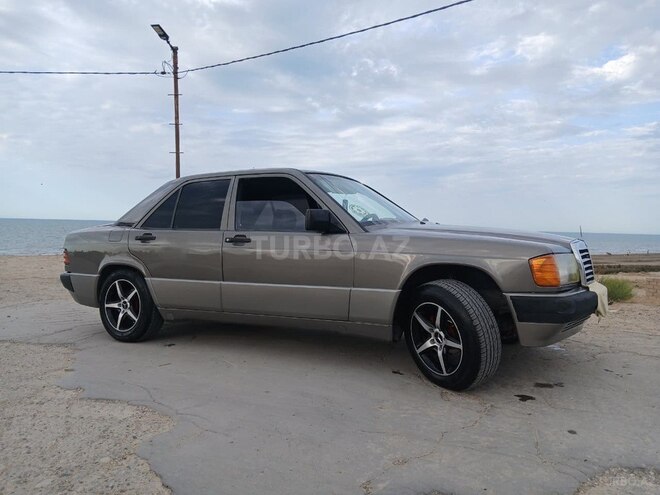 Mercedes 190 1990, 500,000 km - 2.0 л - Sumqayıt