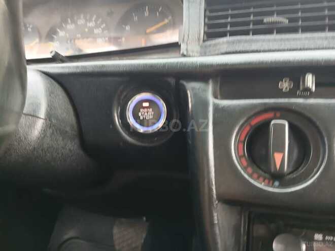 Mercedes 190 1990, 500,000 km - 2.0 л - Sumqayıt