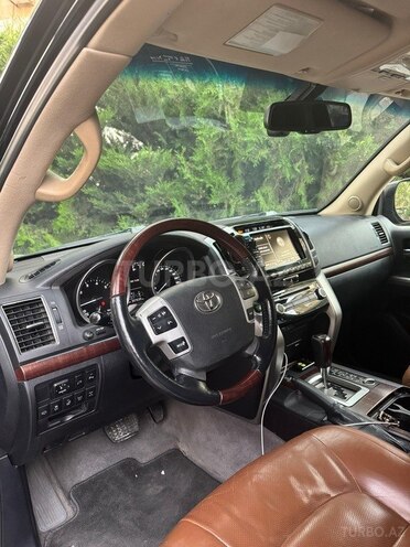 Toyota Land Cruiser 2014, 302,000 km - 4.6 л - Bakı