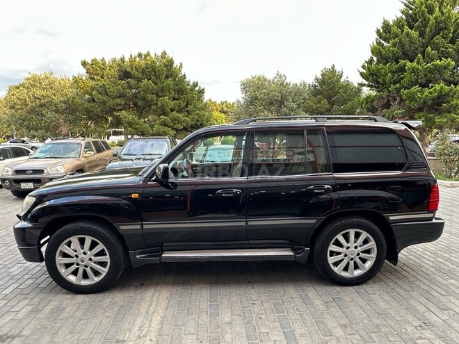 Toyota Land Cruiser-6