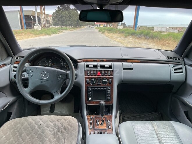 Mercedes E 220 d 2000, 431,000 km - 2.2 l - Bakı