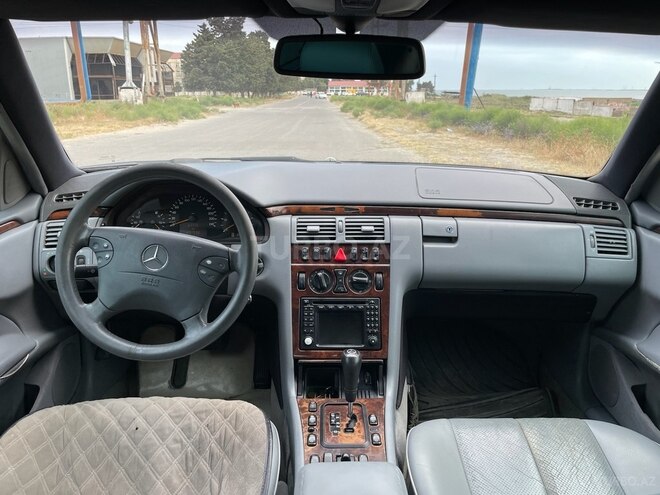 Mercedes E 220 d 2000, 431,000 km - 2.2 l - Bakı
